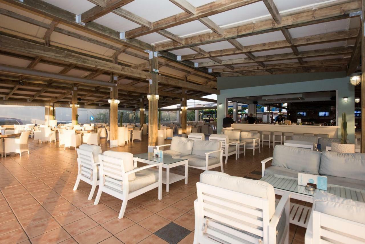 הרסוניסוס Mikes Beach Lux מראה חיצוני תמונה